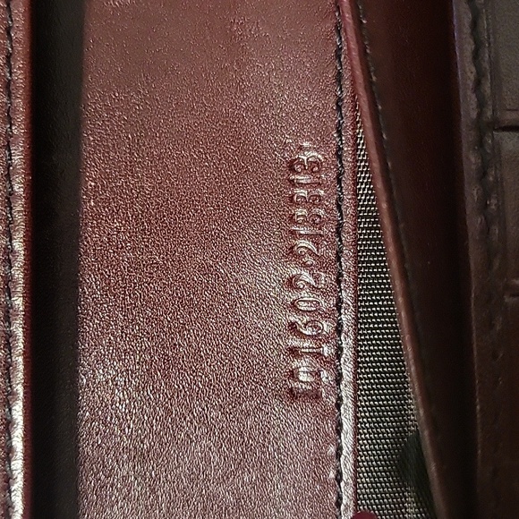 🚨GUCCI GG CANVAS HORSEBIT CLASP WALLET🚨 - Picture 9 of 12